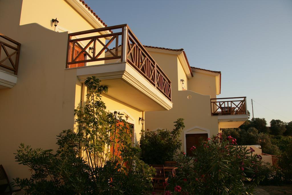 Irida Villa Armenistis  Room photo